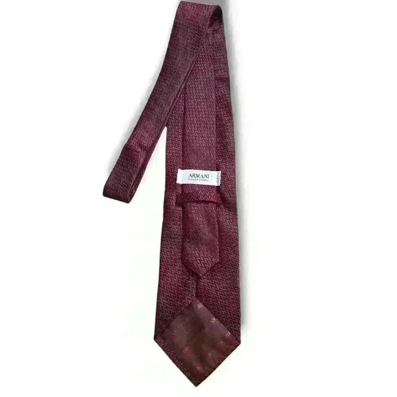 Giorgio Armani Dark Red Men's Tie 100% Silk #087 - Picture 1 of 7